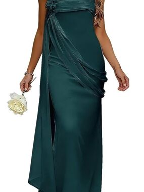 Peacock Floral Detail Evening Dress XL